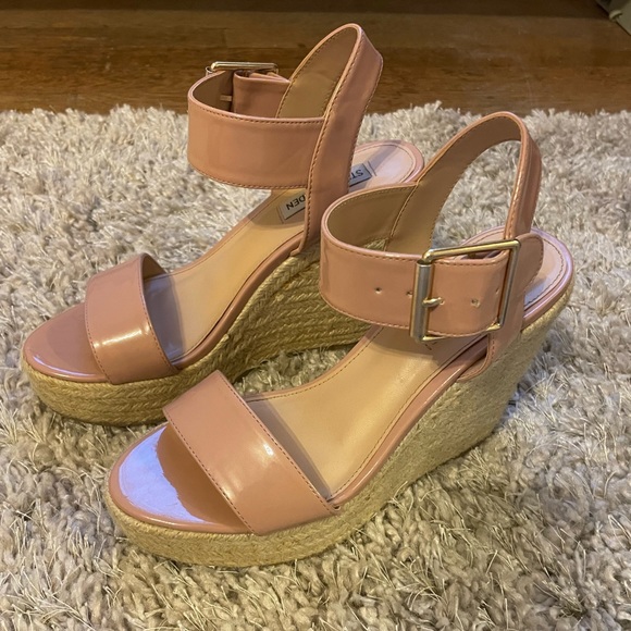 Steve Madden Tan Wedges - Picture 3 of 5